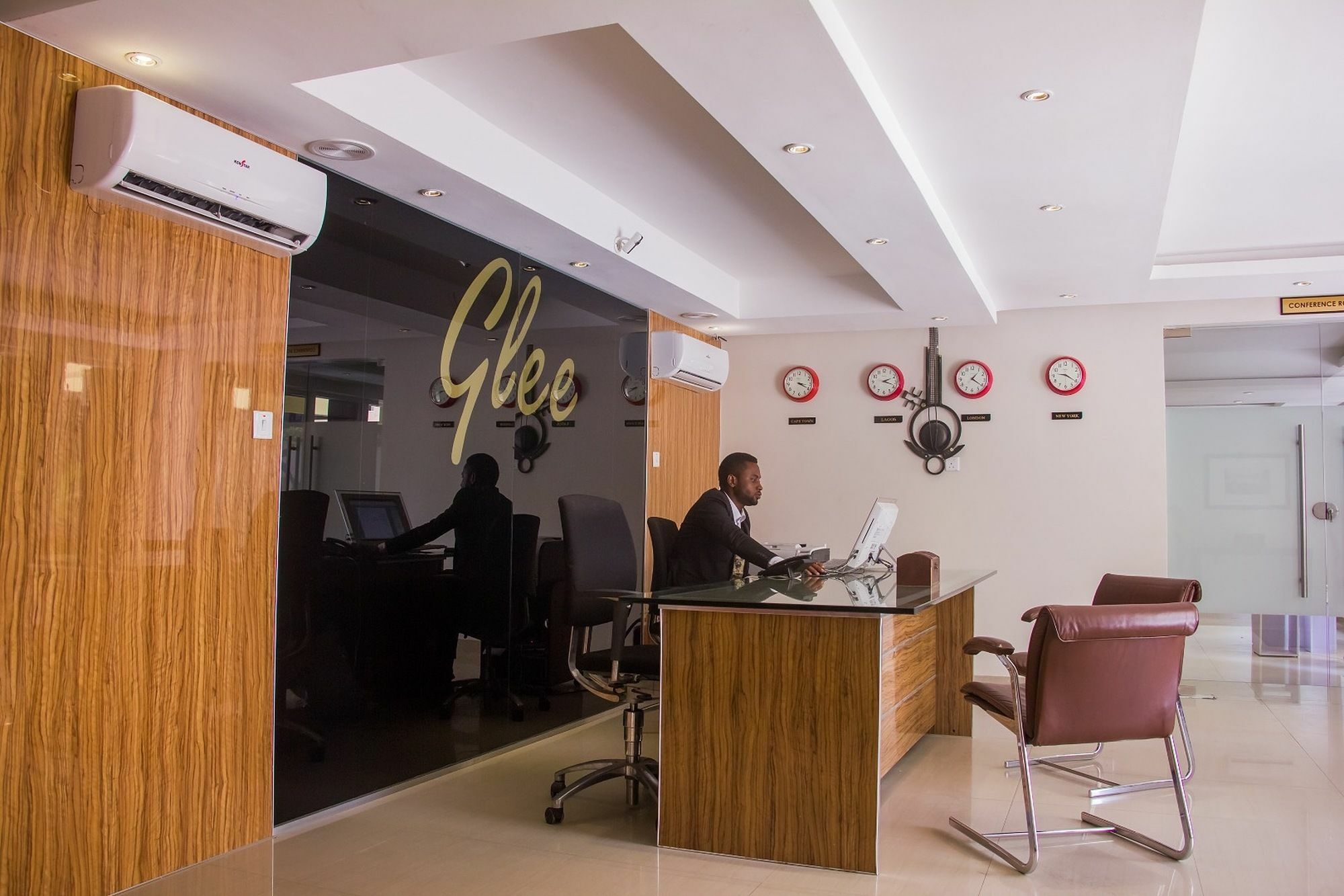 Glee Hotel Aliayabiagba Exterior photo
